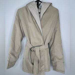 Max Mara Reversible Raincoat - Versatile Style Meets Weather Protection